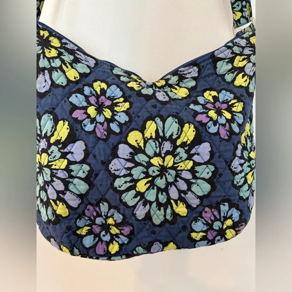 Vera Bradley Indigo Pop Crossbody Bag Retired Pattern